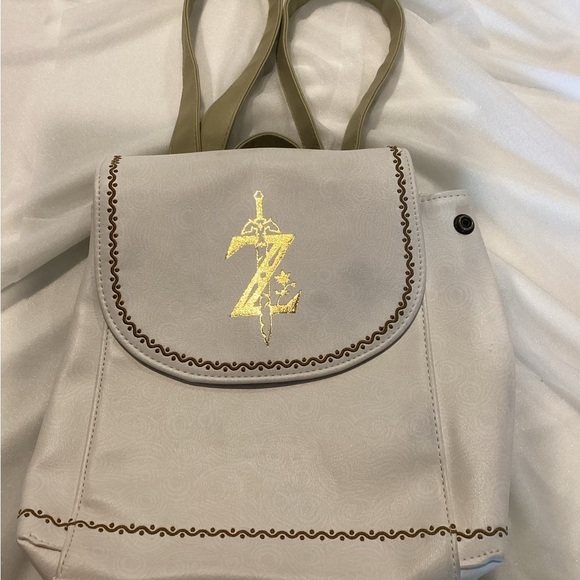 Collectible Piece Danielle Nicole‎ Cream Backpack with Gold Hardware main image 4